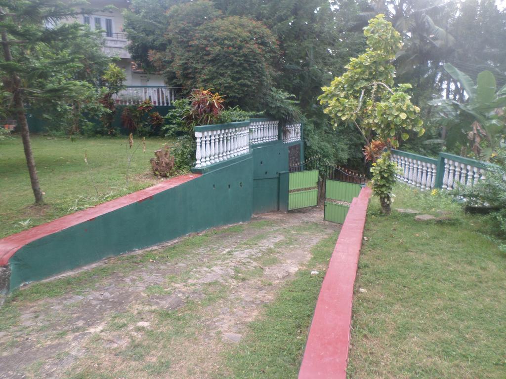 Grand Villa Mirissa Exterior foto